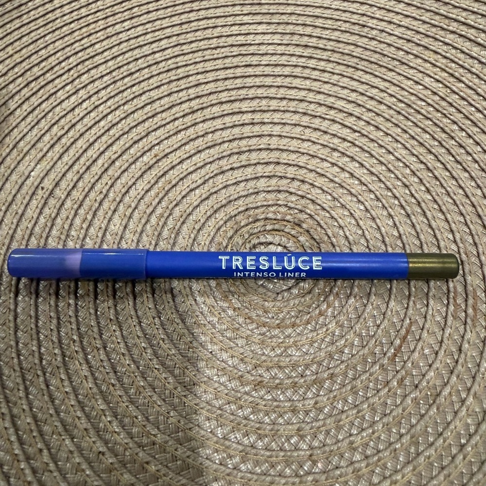 Treslúce Intenso Liner Grounded